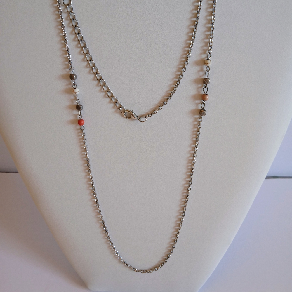 VTG 70s/80s Extra Long 42" Claw Clasp Silvertone Chain 12 Earth Tone Tiny Beads